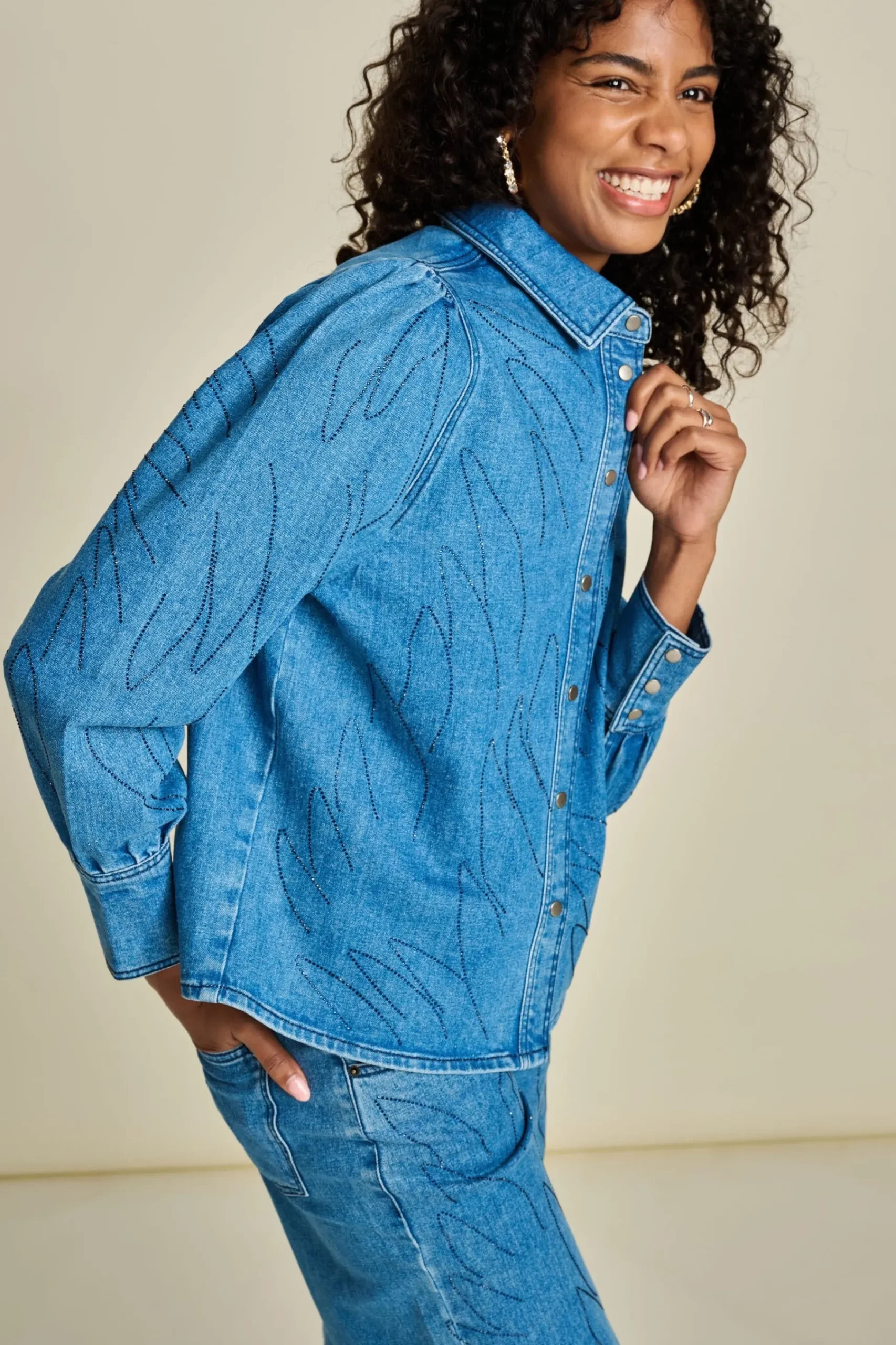 Co-Ords|Blouses>POM Amsterdam BLOUSE Denim Rhinestones