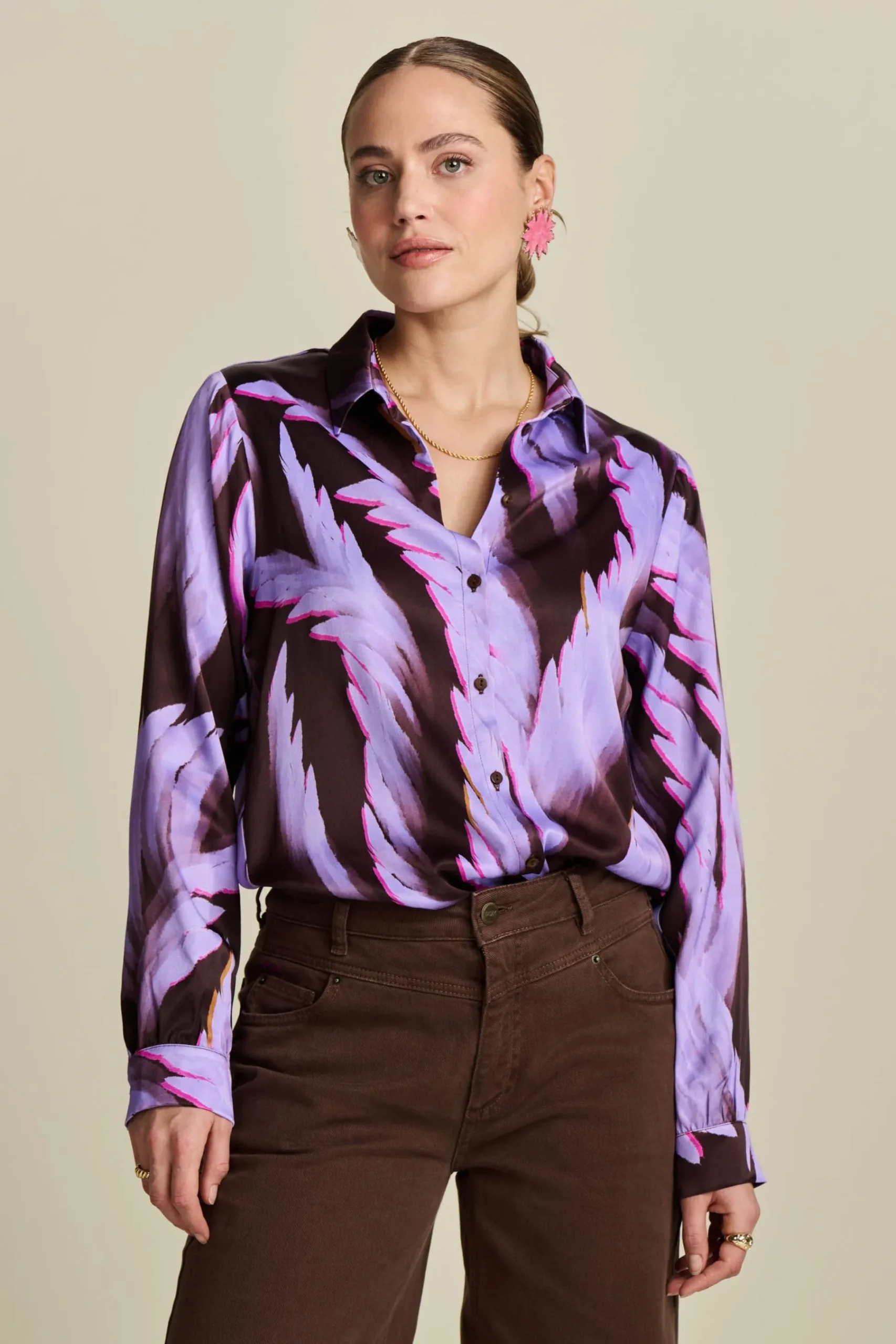 Blouses>POM Amsterdam BLOUSE Mila Satin Feathers Brown
