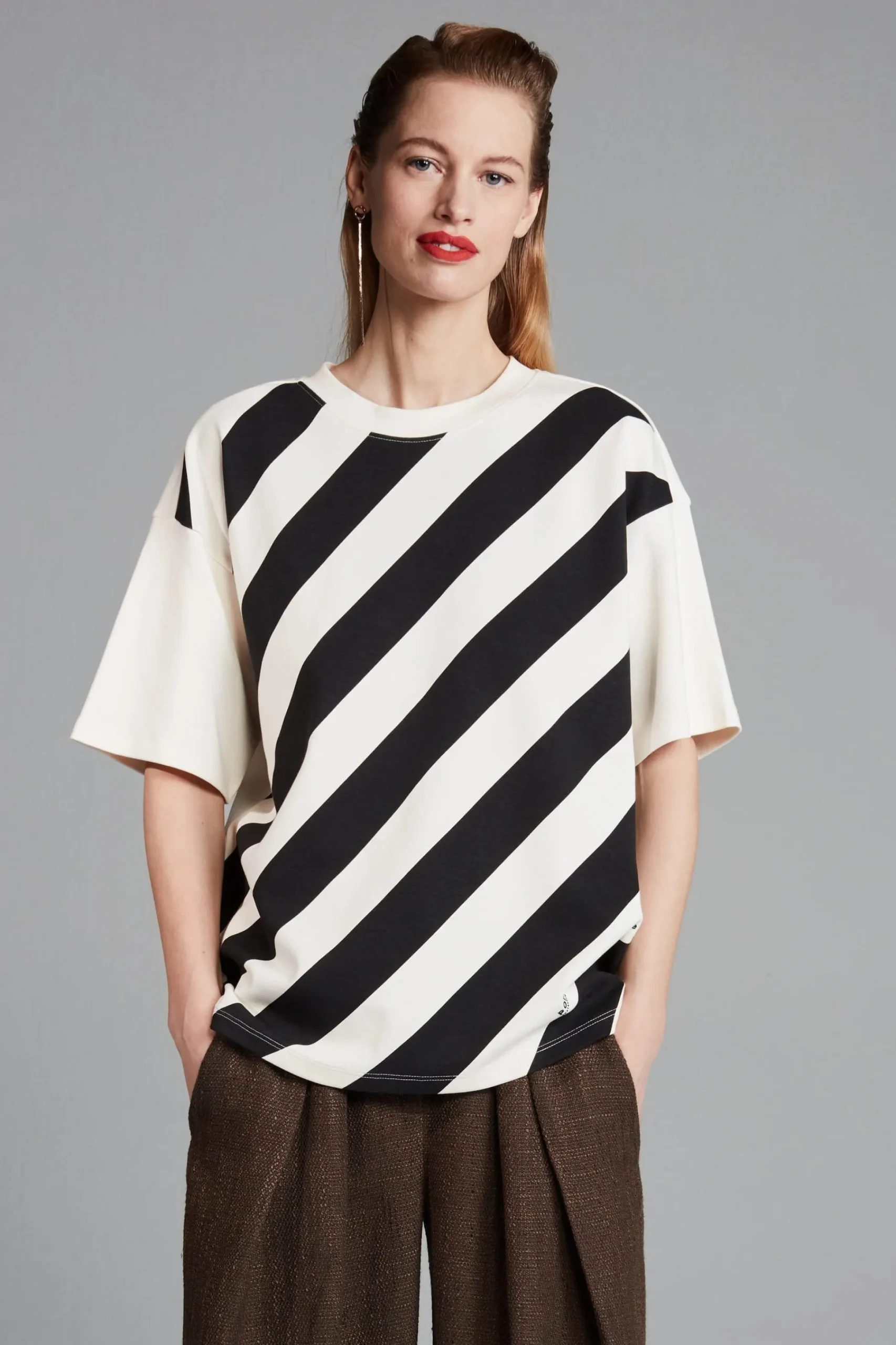 Tops & Turtlenecks>POM Amsterdam TSHIRT Meryl