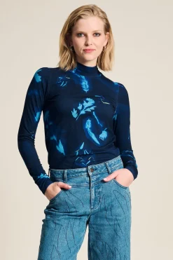 Tops & Turtlenecks>POM Amsterdam TURTLENECK Feathers and Florals
